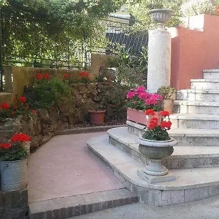 بيت للعطل Villino Delle Rose